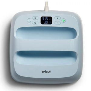 Cricut EasyPress® 3 (9 in x 9 in)